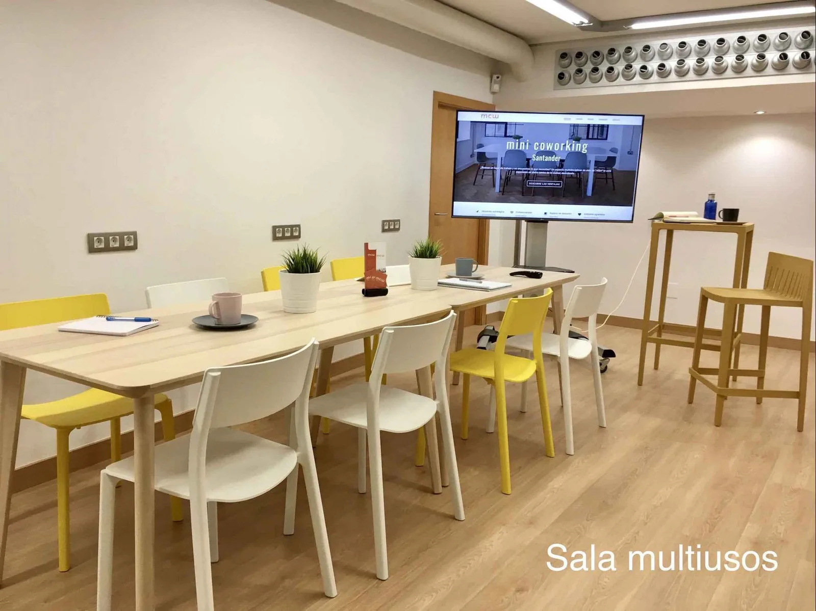 Santander Mcw, Sala de reuniones para 8 personas, Santander
