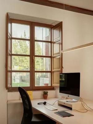 Sar 53 , Private office, 1 desk, Santiago de Compostela