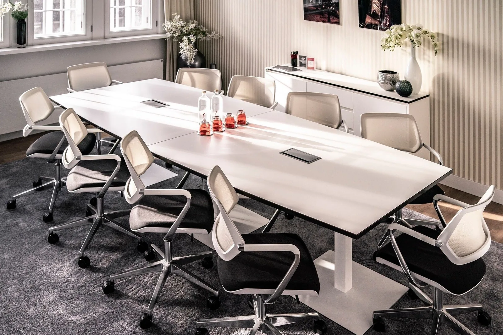 Satellite Office Berlin - Kaiserliche Postdirektion, Besprechungsraum für 10 Personen, Berlin