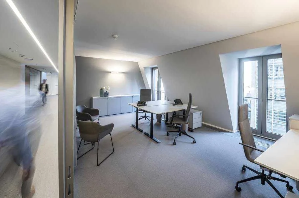 Satellite Office Frankfurt - Opernplatz, Privatbüro mit 3 Arbeitsplätzen, Frankfurt am Main