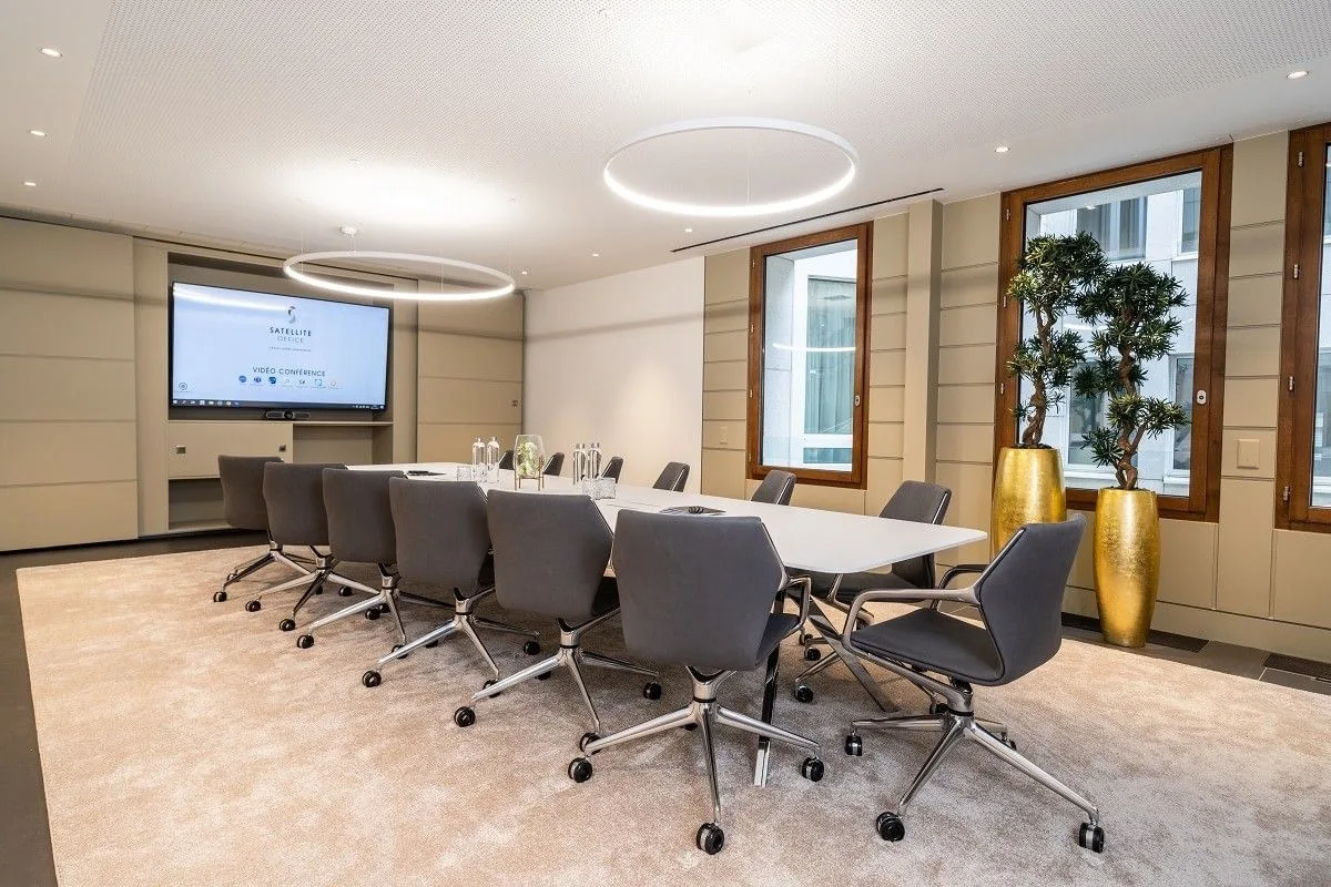 Satellite Office Genf - Hôtel de Banque, Salle de réunion 12 personnes, Genève