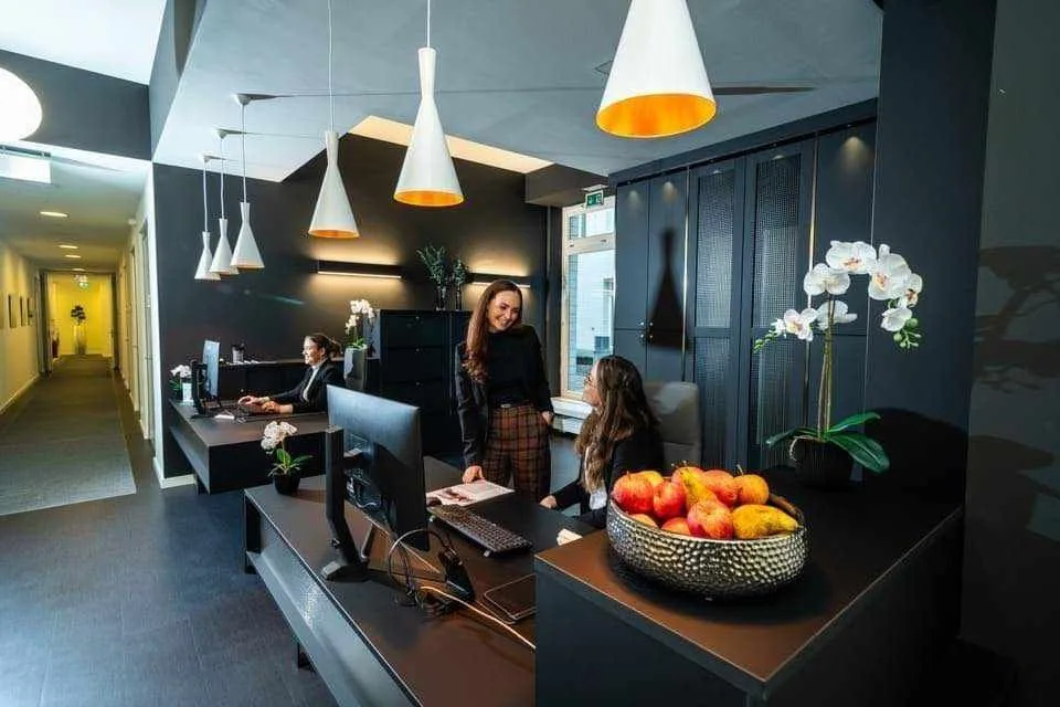Satellite Office Hamburg - Neuer Wall, Reception, Hamburg