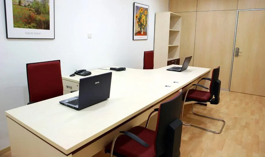 Sbc Lesseps, Private office, 3 desks, Barcelona