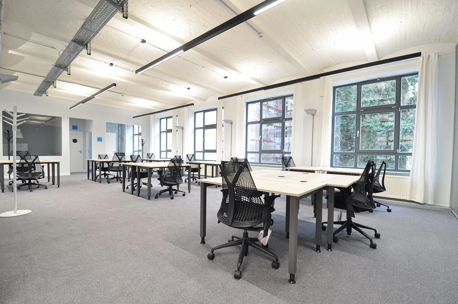 Scaling Spaces - Comeniushof, Open-plan office, Berlin