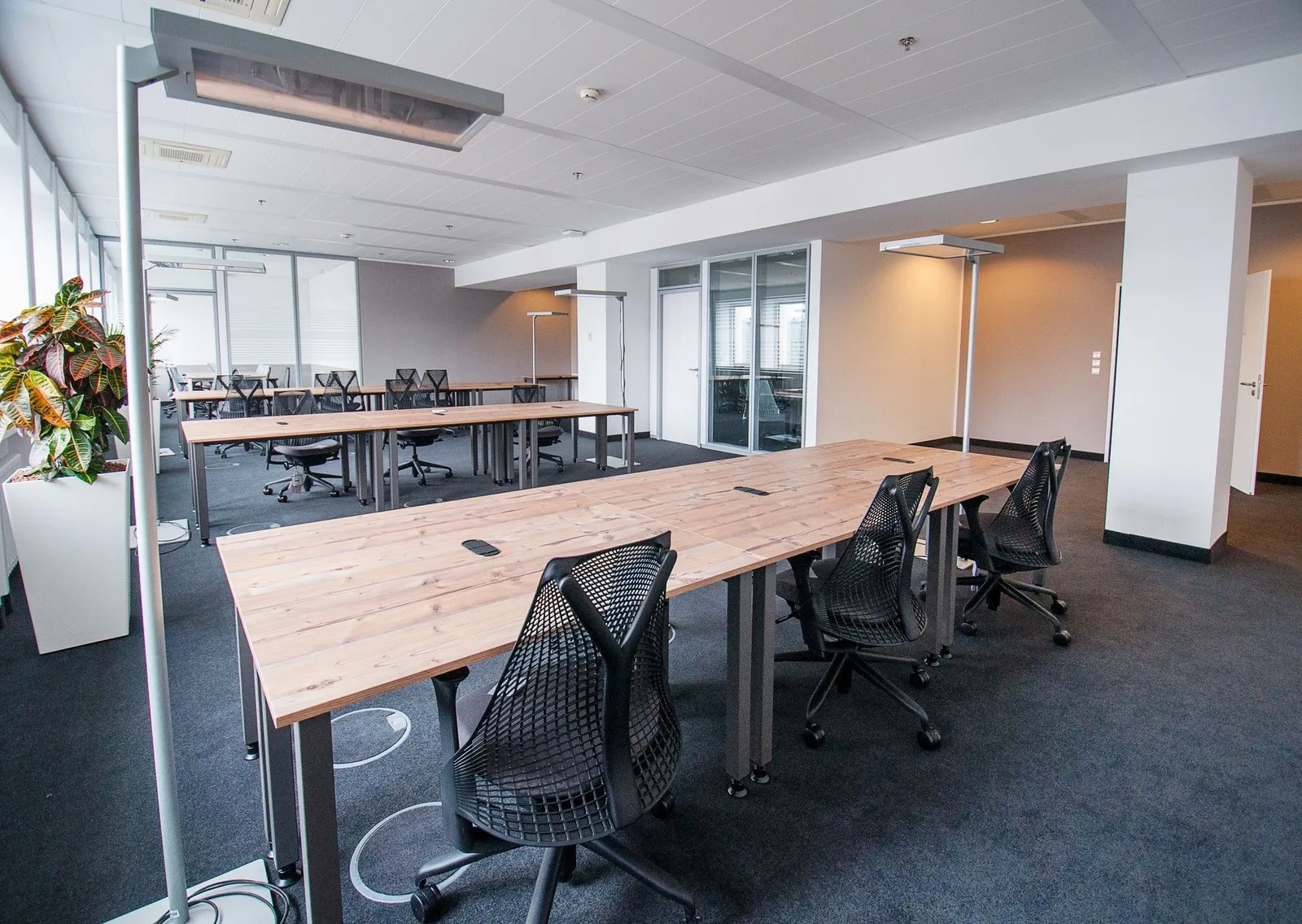 Scaling Spaces - H:32, Open-plan office, Berlin