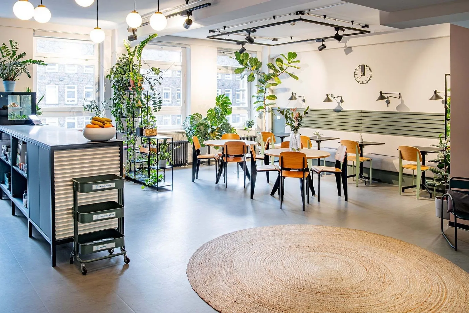 Scaling Spaces - Sprinkenhof, Cafeteria, Hamburg