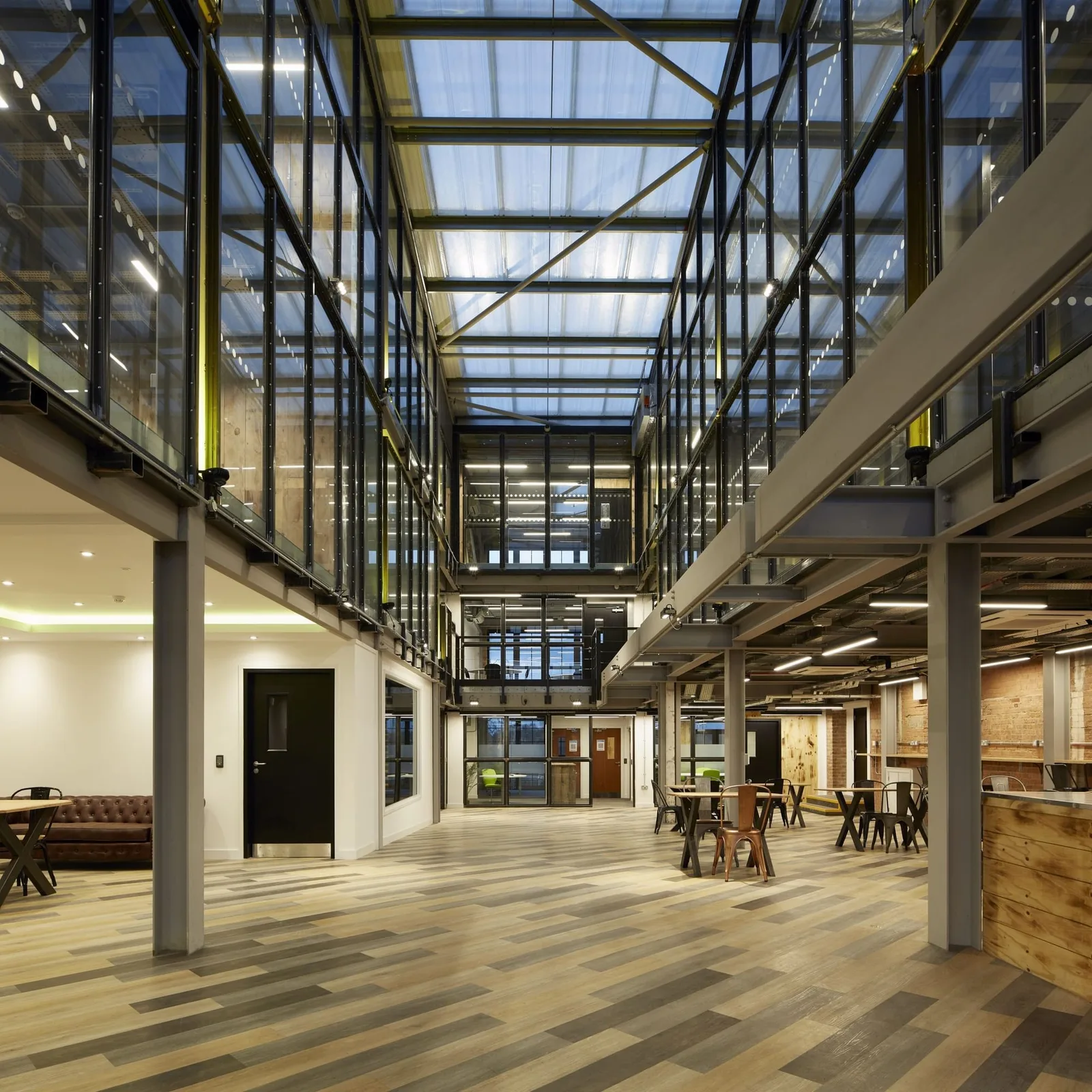 Send Business Centre, Espace commun, Woking