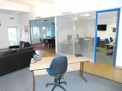Serviced Offices Bristol, Réception, Bristol