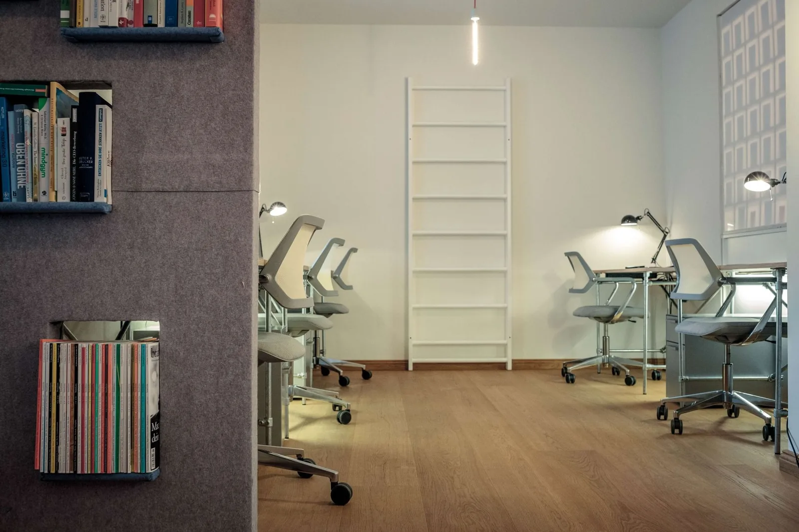 SF17 Co-Working-Space, Privatbüro mit 4 Arbeitsplätzen, München