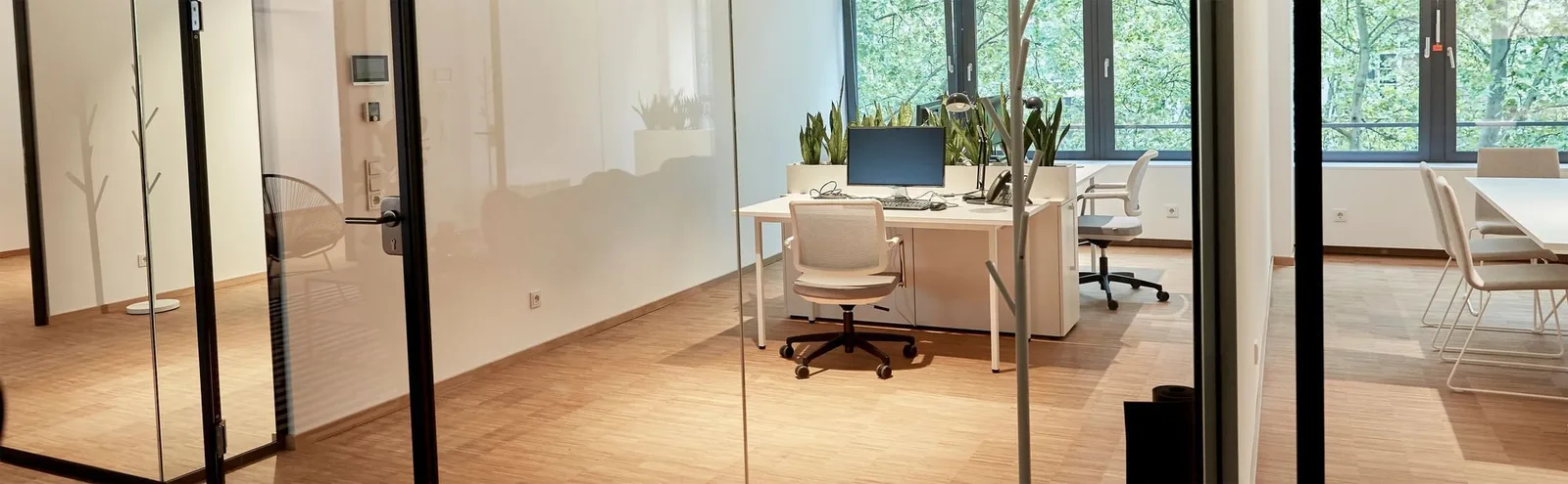 Shared Office Nippes, Private office, 2 desks, Cologne