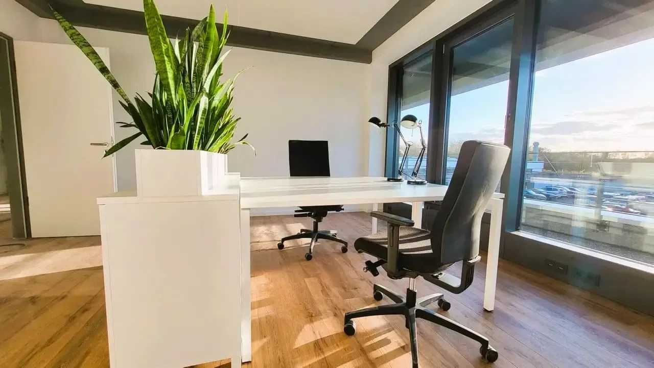 Shared Office Nippes, Private office, 2 desks, Cologne