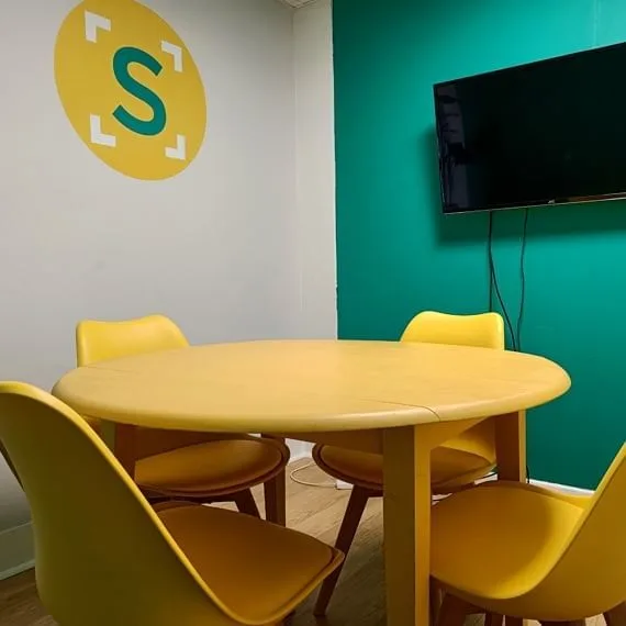 Shared Space Hitchin, Salle de réunion 4 personnes, Hitchin
