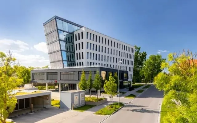 Sheridan Campus, Gebäudefassade, Augsburg