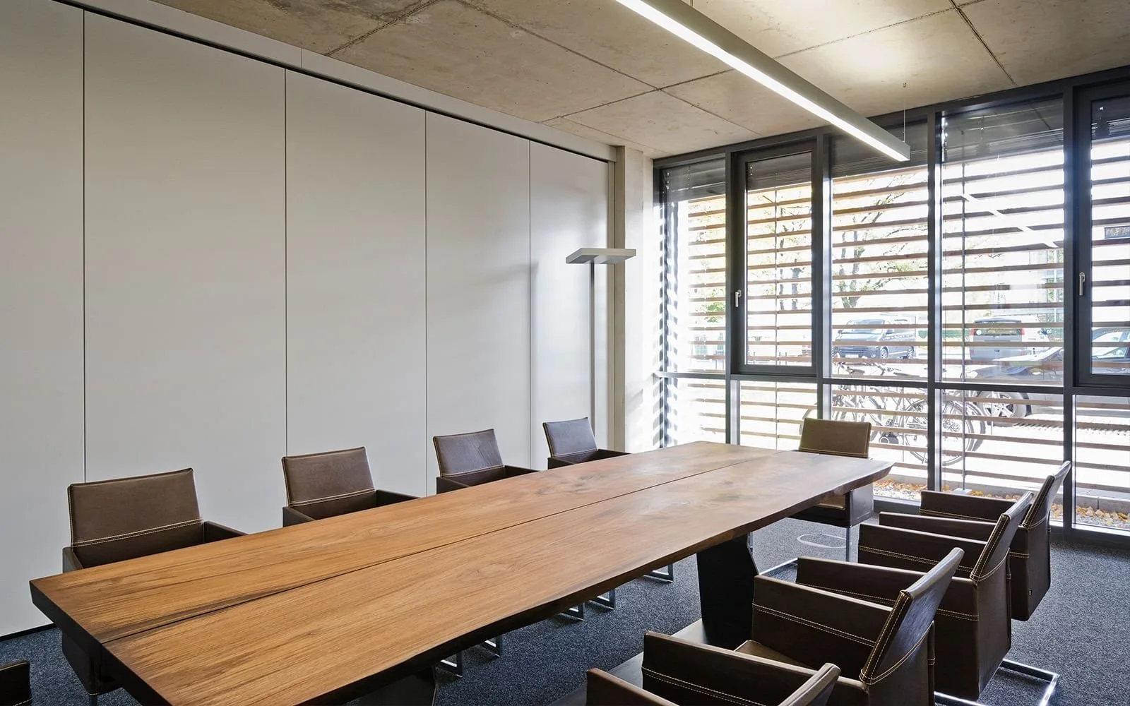 Sheridan Management Center, Besprechungsraum für 10 Personen, Augsburg
