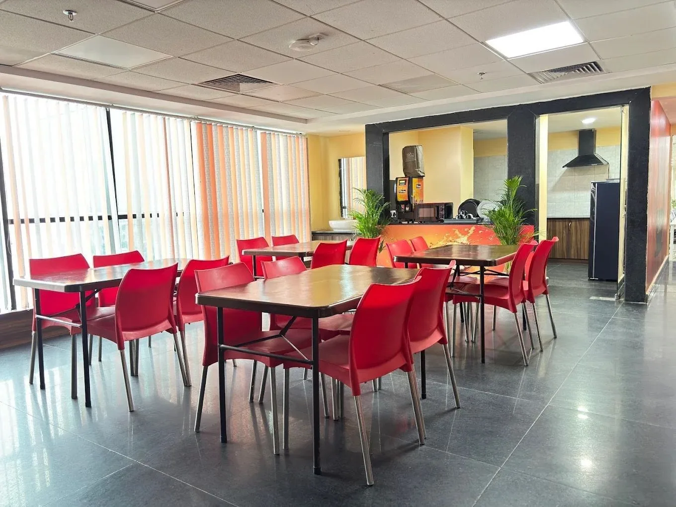 Showffice Lucknow, कैफेटेरिया, लखनऊ