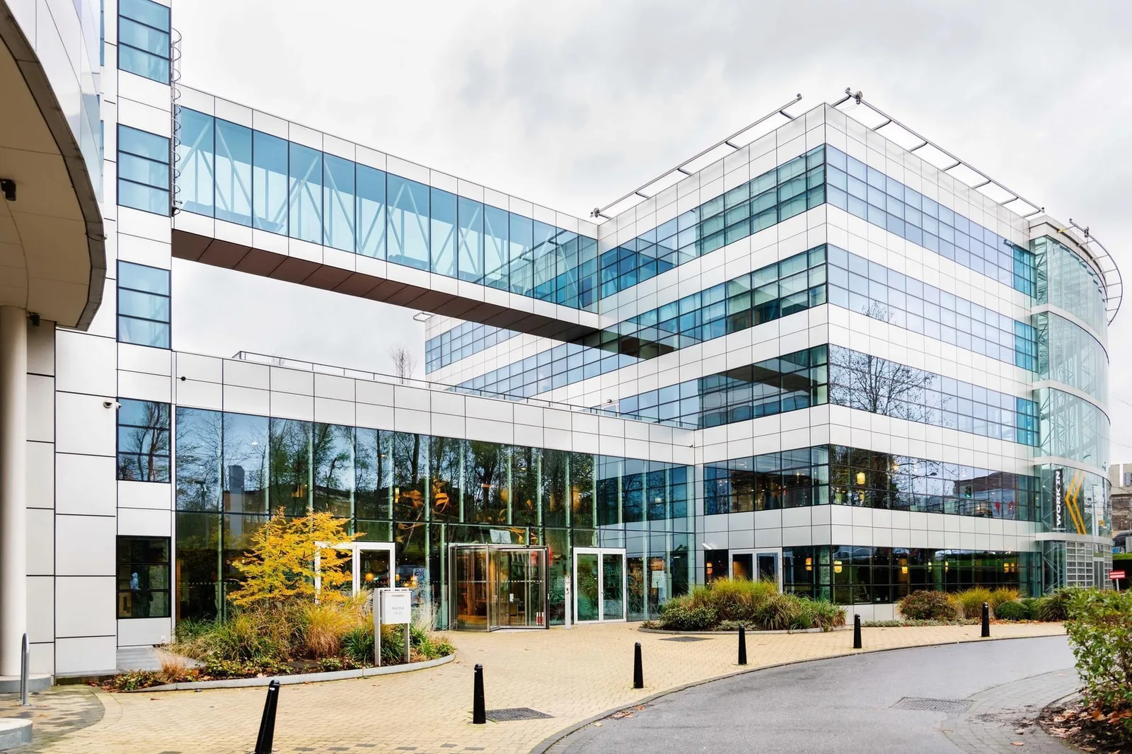 Silversquare Delta, Building facade, Oudergem
