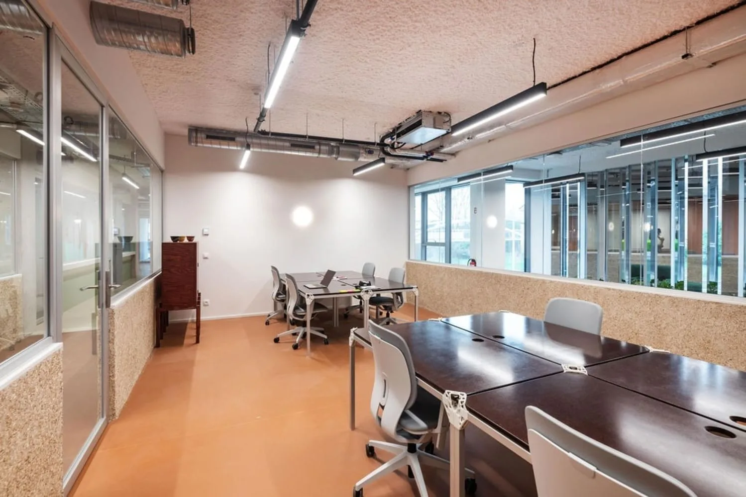 Silversquare Louvain-la-Neuve, Privékantoor met 8 werkplekken, Ottignies-Louvain-la-Neuve