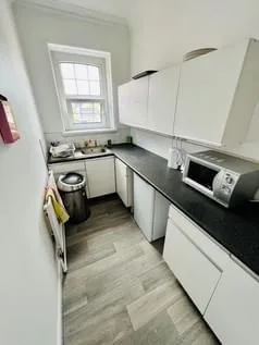 Simply Business Space - Malmarc House, Kitchen, Leeds