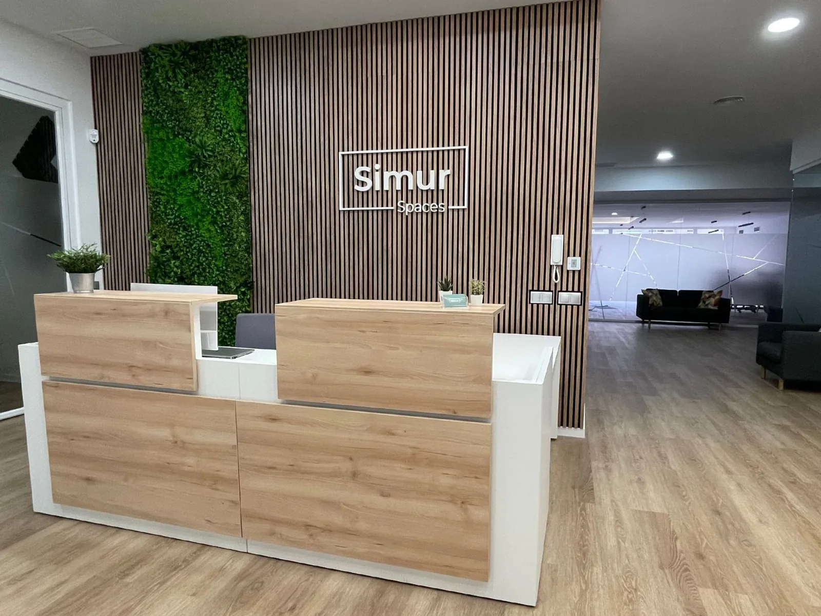 Simur Spaces Málaga, Réception, Malaga