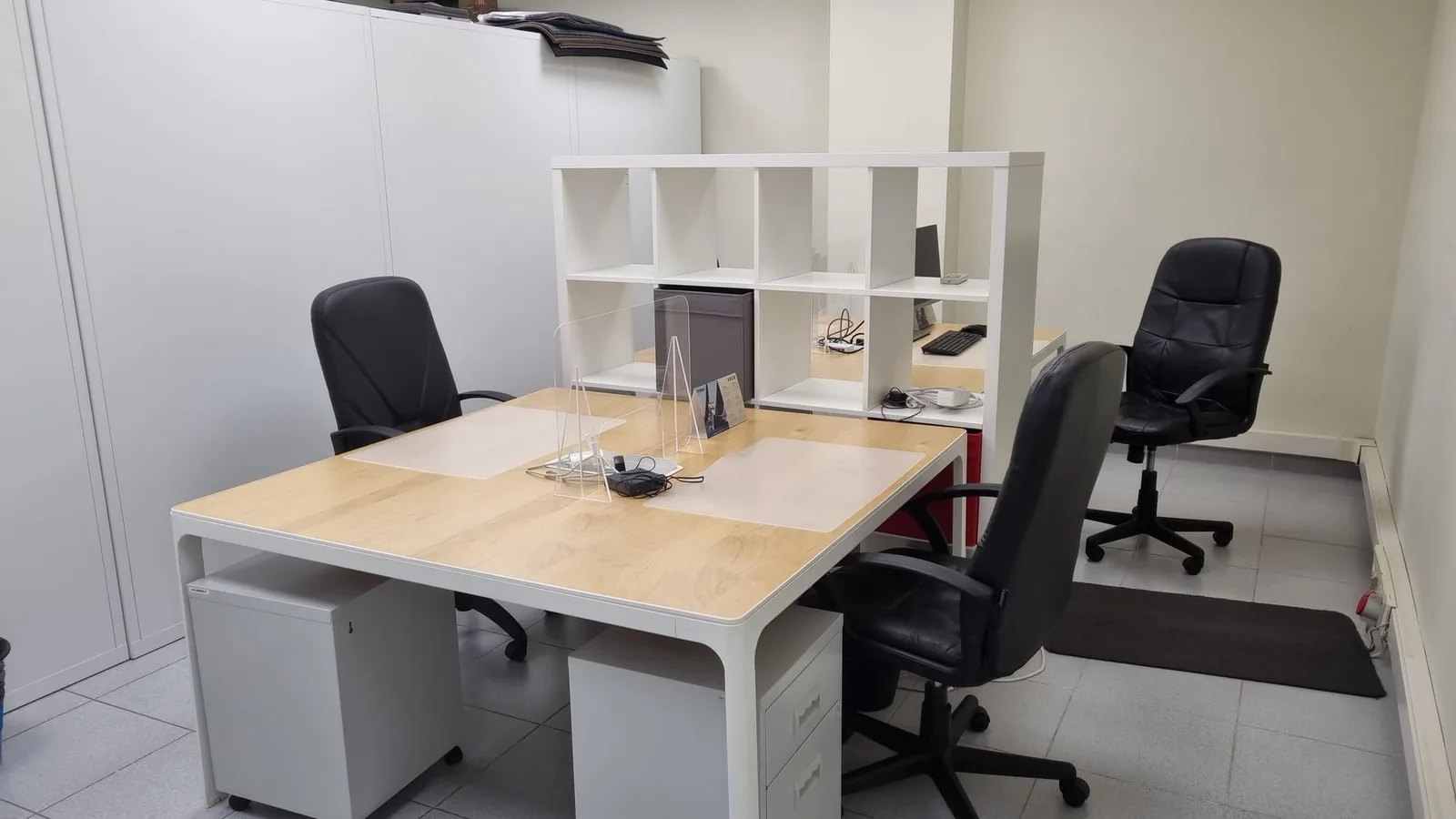 Sinergia Coworking, Despacho privado con 3 puestos, Sant Cugat del Vallès