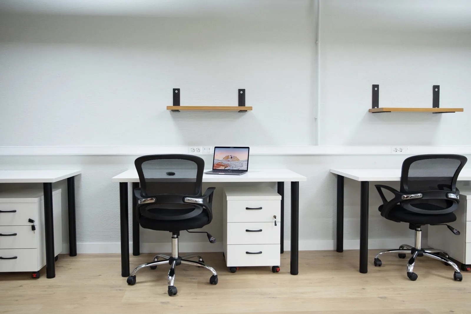 Social Coworking, Despacho privado con 3 puestos, Alacant