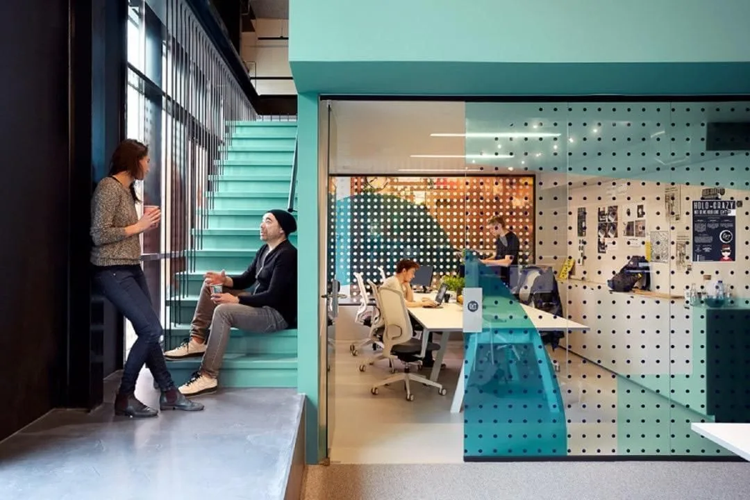 The Social Hub Amsterdam West, Bureau privatif 6 postes, Amsterdam