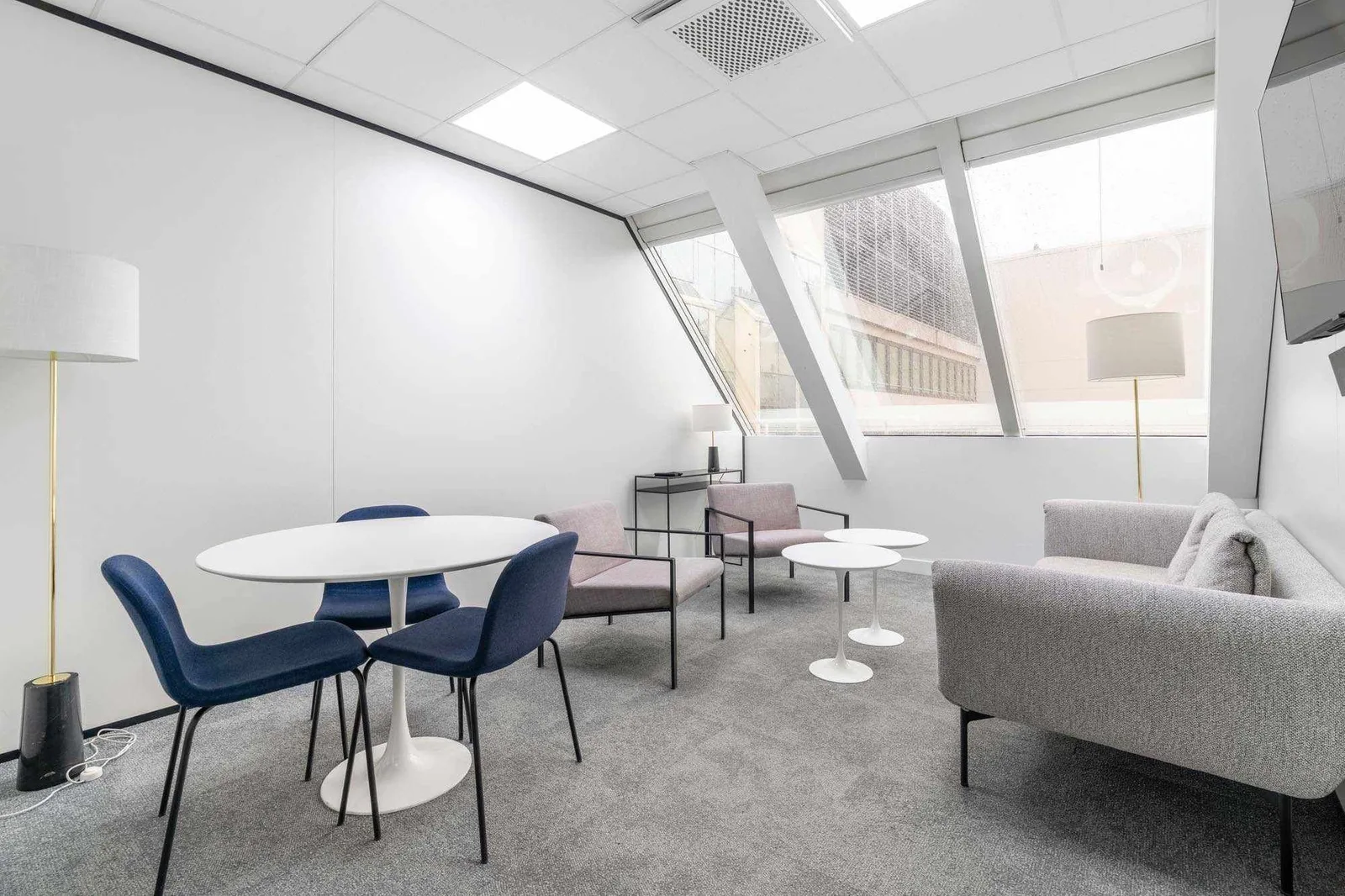 Sora Auber, Lounge, Paris 9e