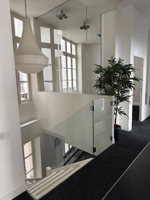Sora Bourse, Bureau opéré, Paris 2e