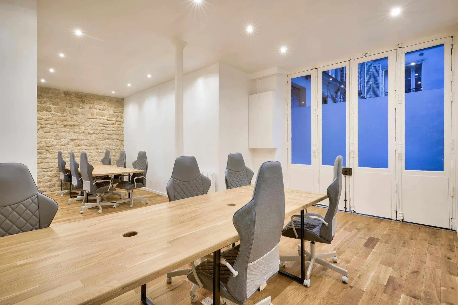 Sora Fontaine - 12 postes, Open-plan office, Paris 9e