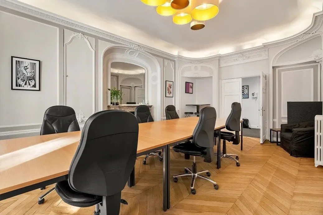 Sora LeGrand, Besprechungsraum für 7 Personen, Paris 2e