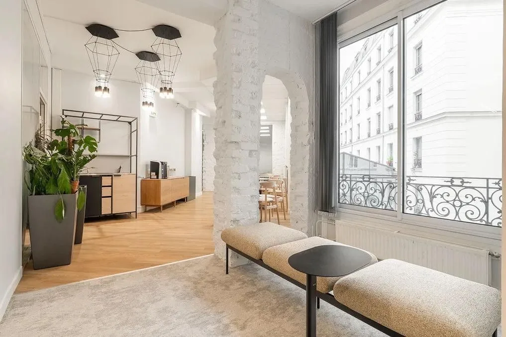 Sora Rocher, Lounge, Paris 8e