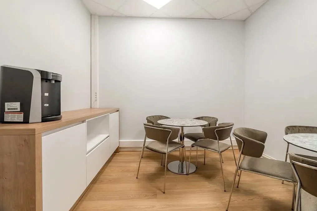 Sora Rocher, Kitchen, Paris 8e