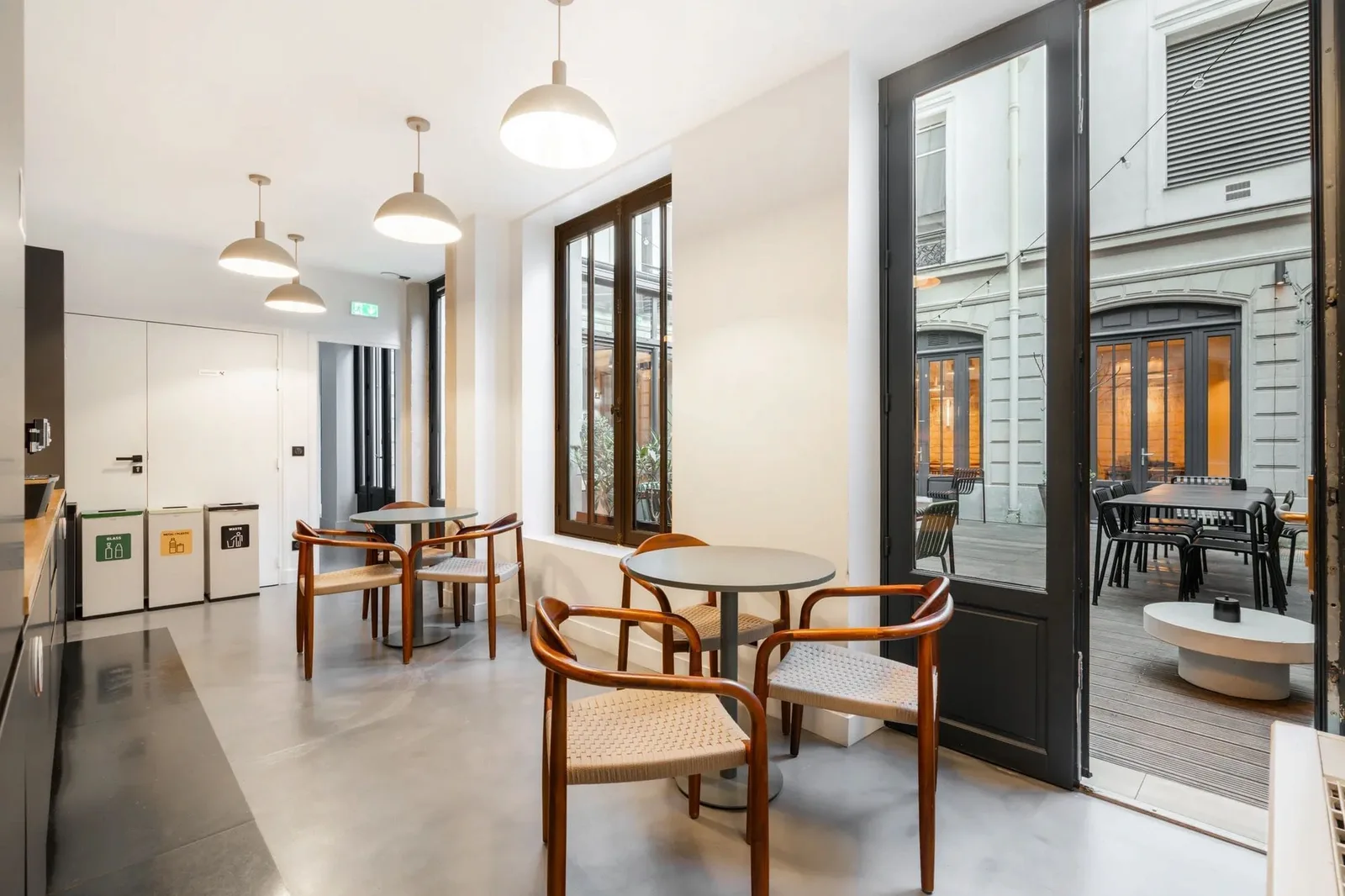 Sora Victoire, Cafétéria, Paris 9e