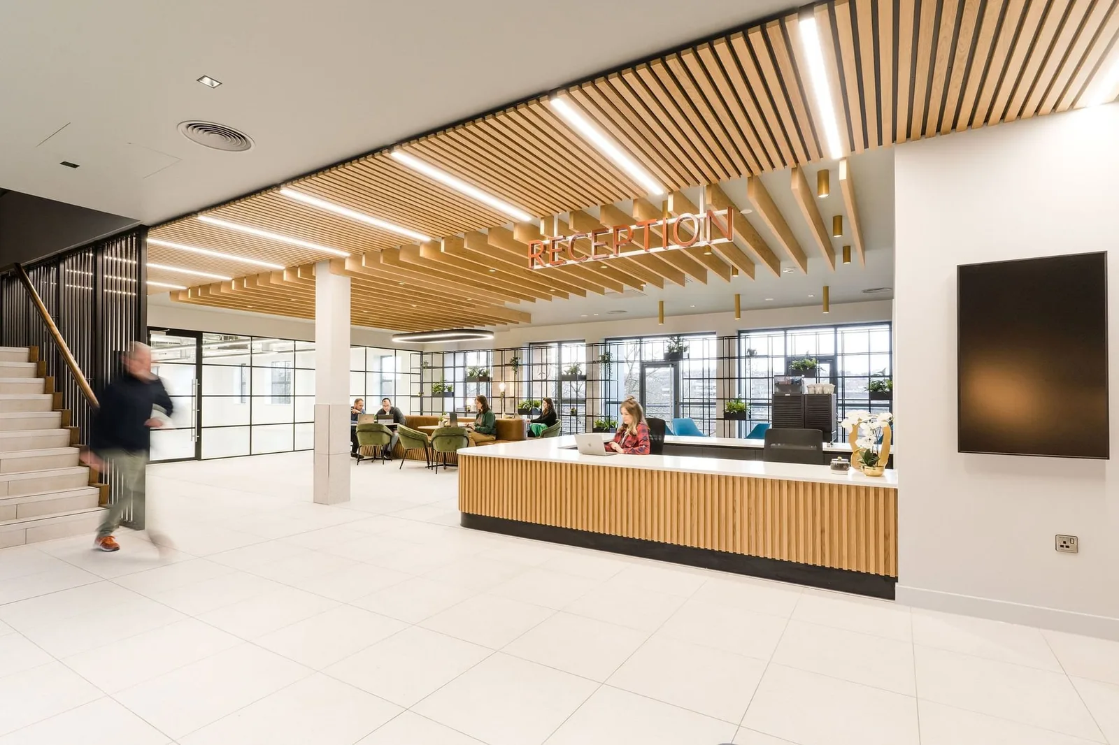 South Central, Reception, Leeds