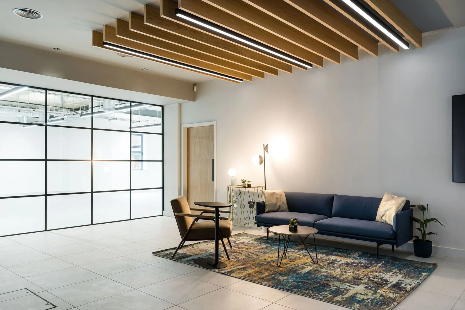 South Central, Lounge, Leeds