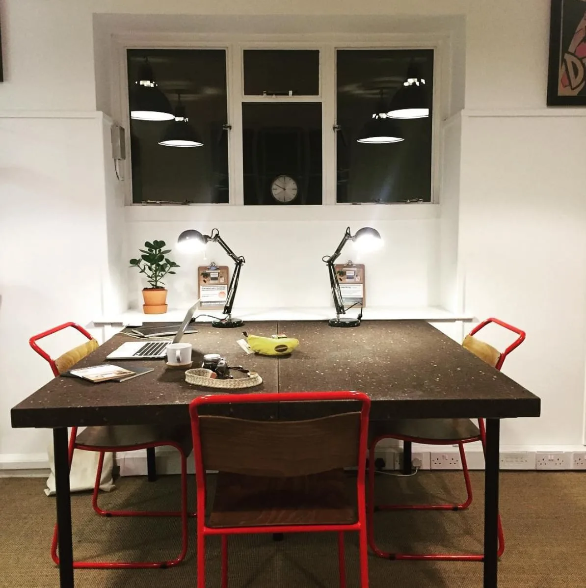 SpaceHoppers Co-working, Bureau privatif 3 postes, Stroud