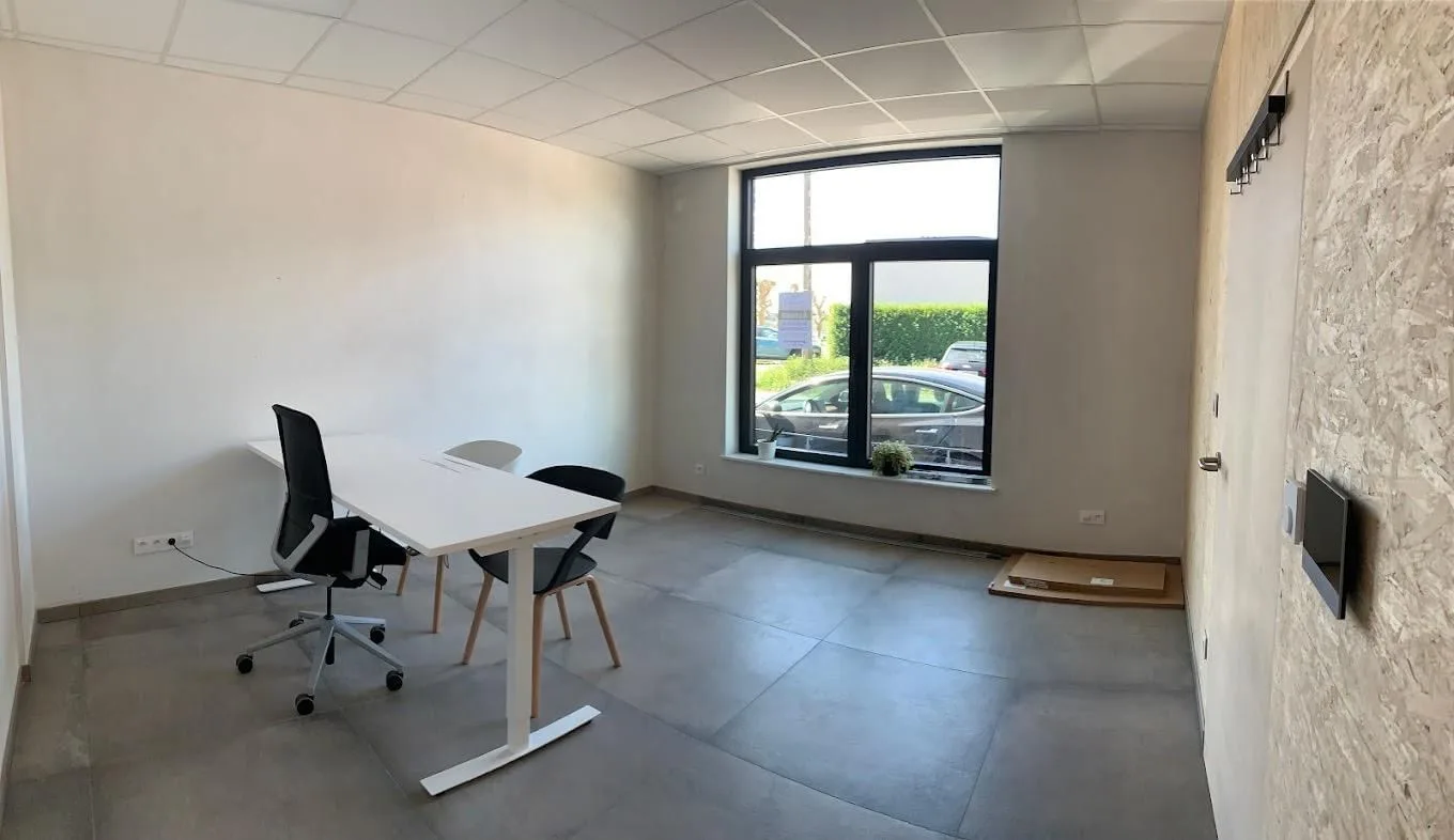 Sruk, Private office, 1 desk, Fleurus