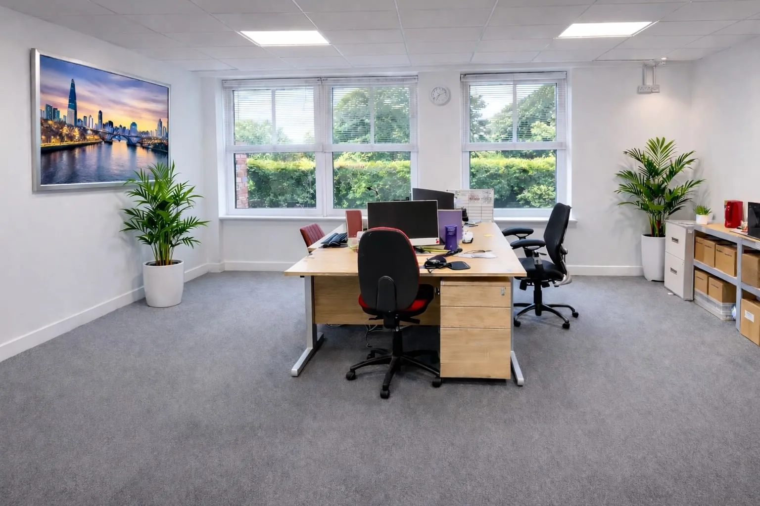 ST James House, Private office, 4 desks, Romford