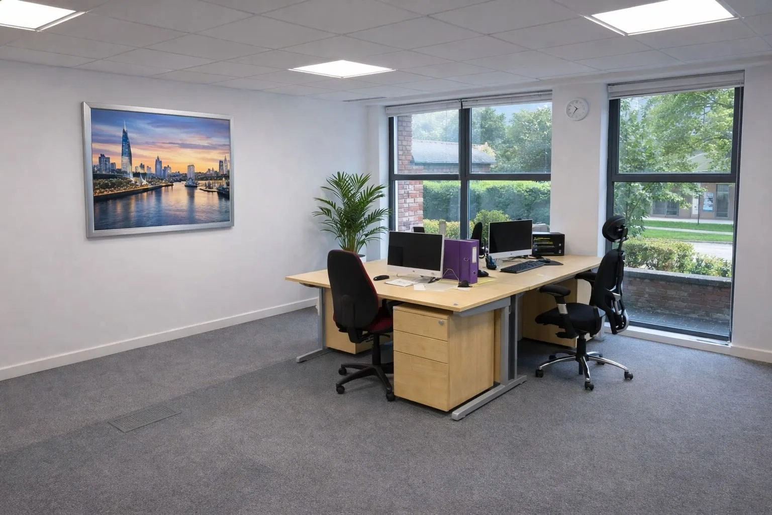 ST James House, Private office, 2 desks, Romford