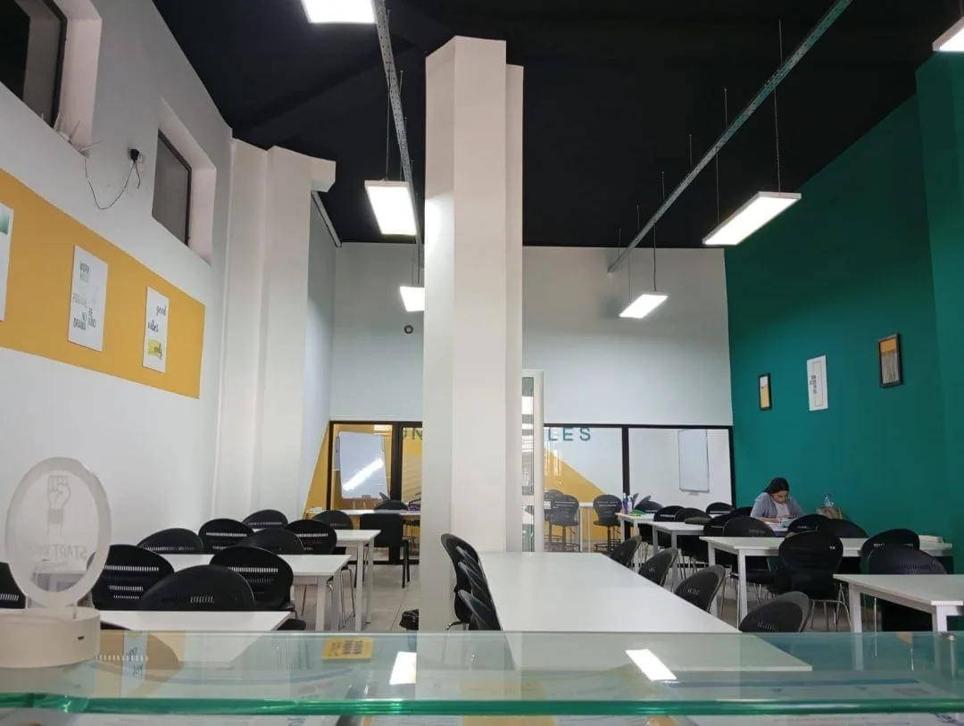 Start Work Coworking Space, Training room, Sidi Rezig