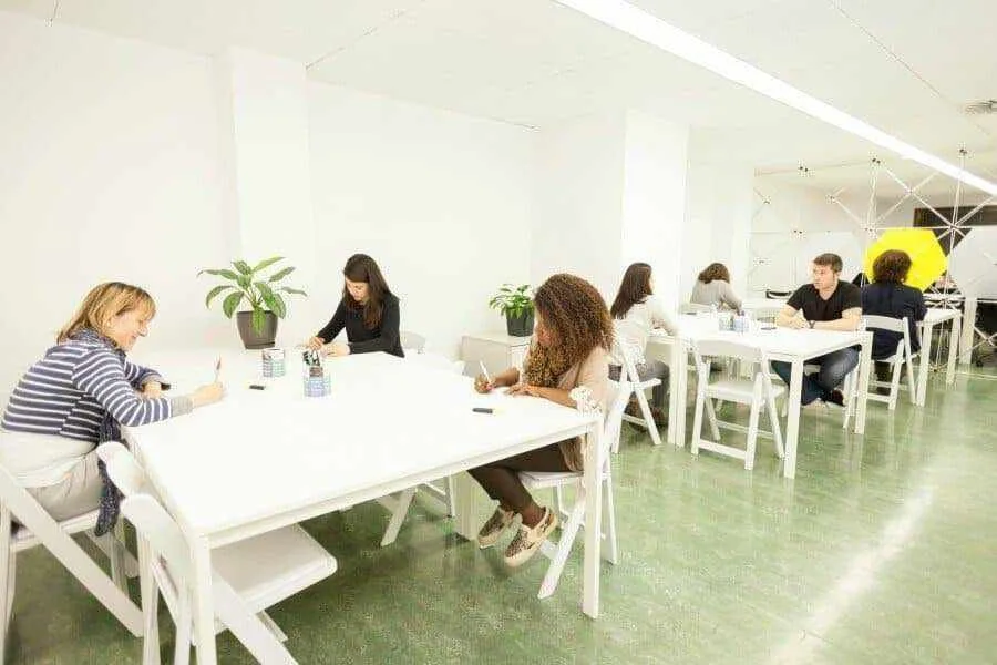 Start2Bee Travessera, Coworking space, Barcelona