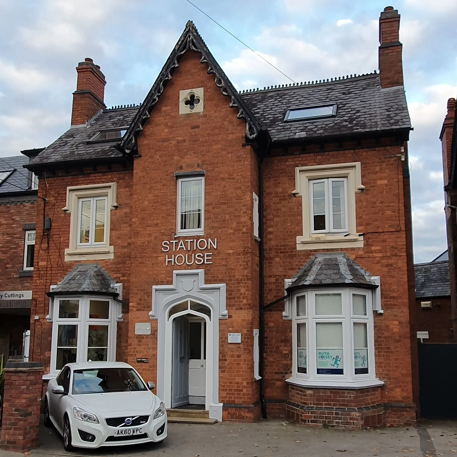 Station House Business Centre, Building facade, Kenilworth