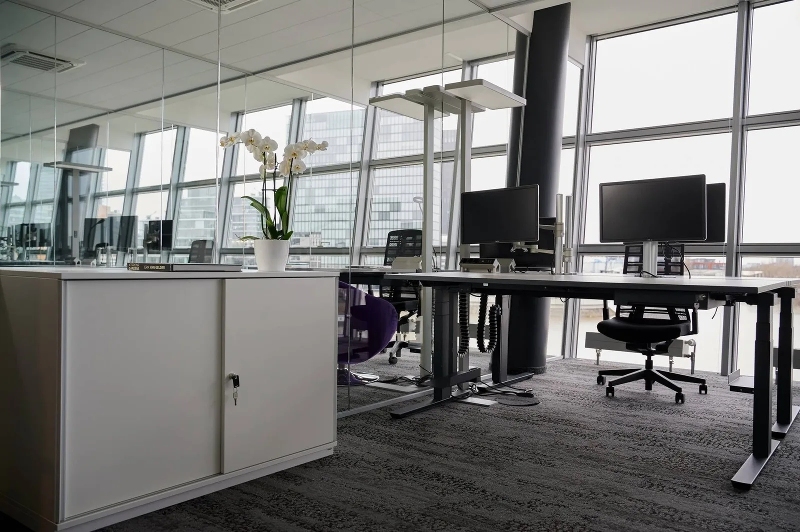 Stays Offices, Private office, 2 desks, Düsseldorf