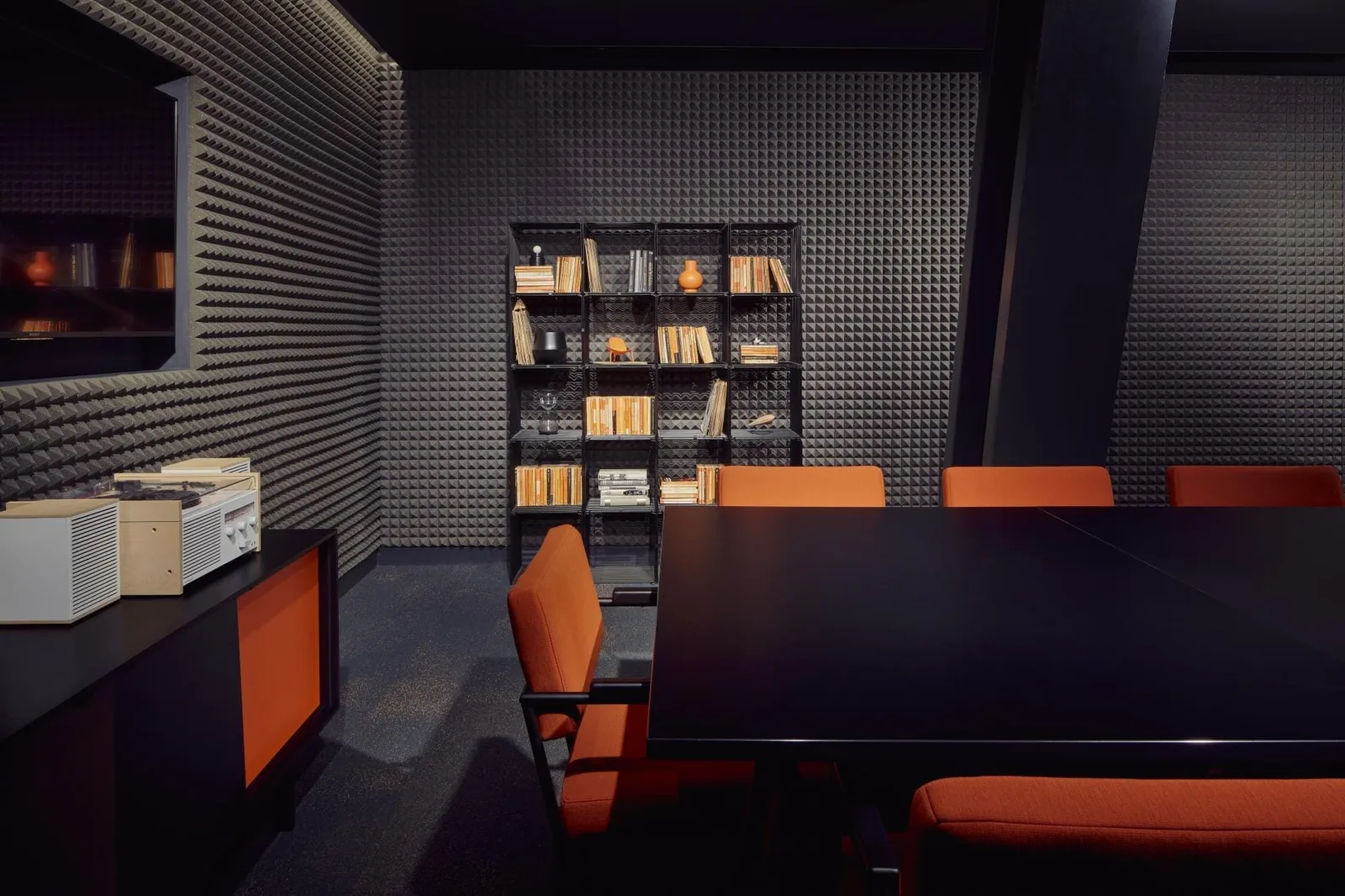 Storey - 201 Bishopsgate, Meeting room for 6 people, London