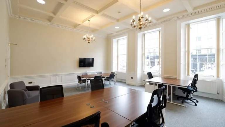 Strathmore - York Place, Private office, 12 desks, Edinburgh