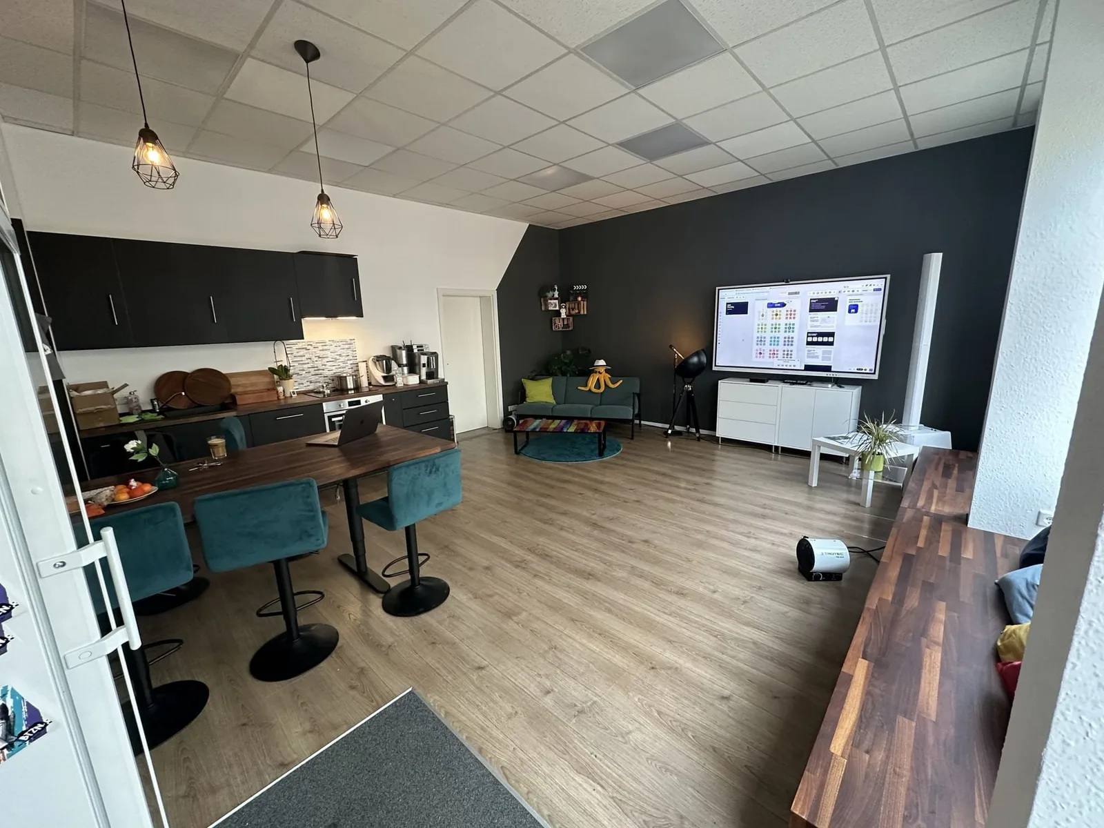 Studio B Coworking, Küche, Bautzen