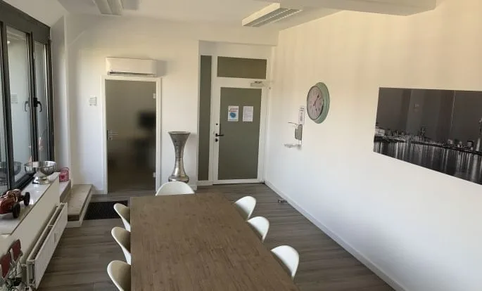 Studio4al Coworking Büros, Besprechungsraum für 8 Personen, Düsseldorf