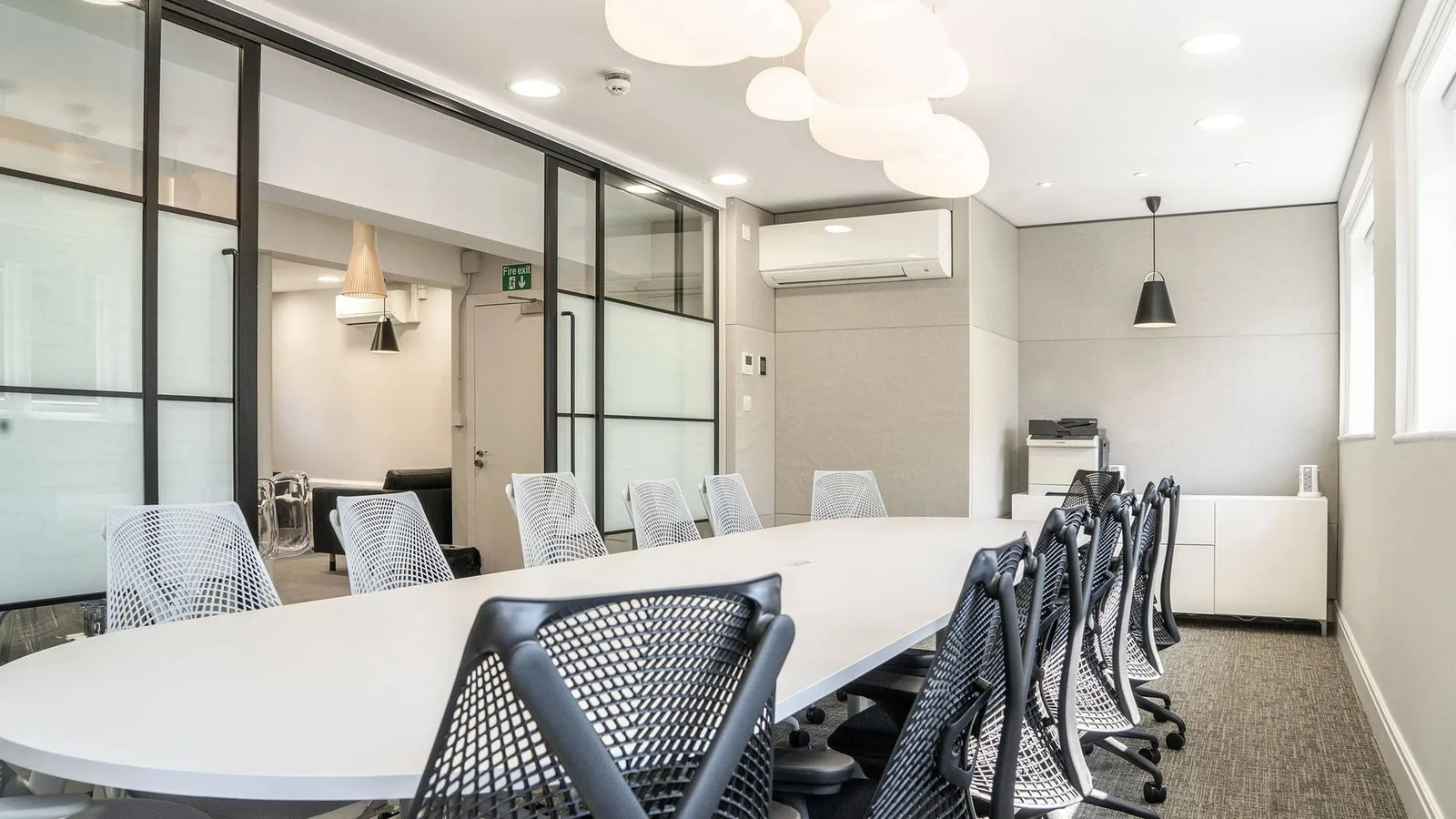 Swailes Hub, Meeting room for 12 people, Oxford