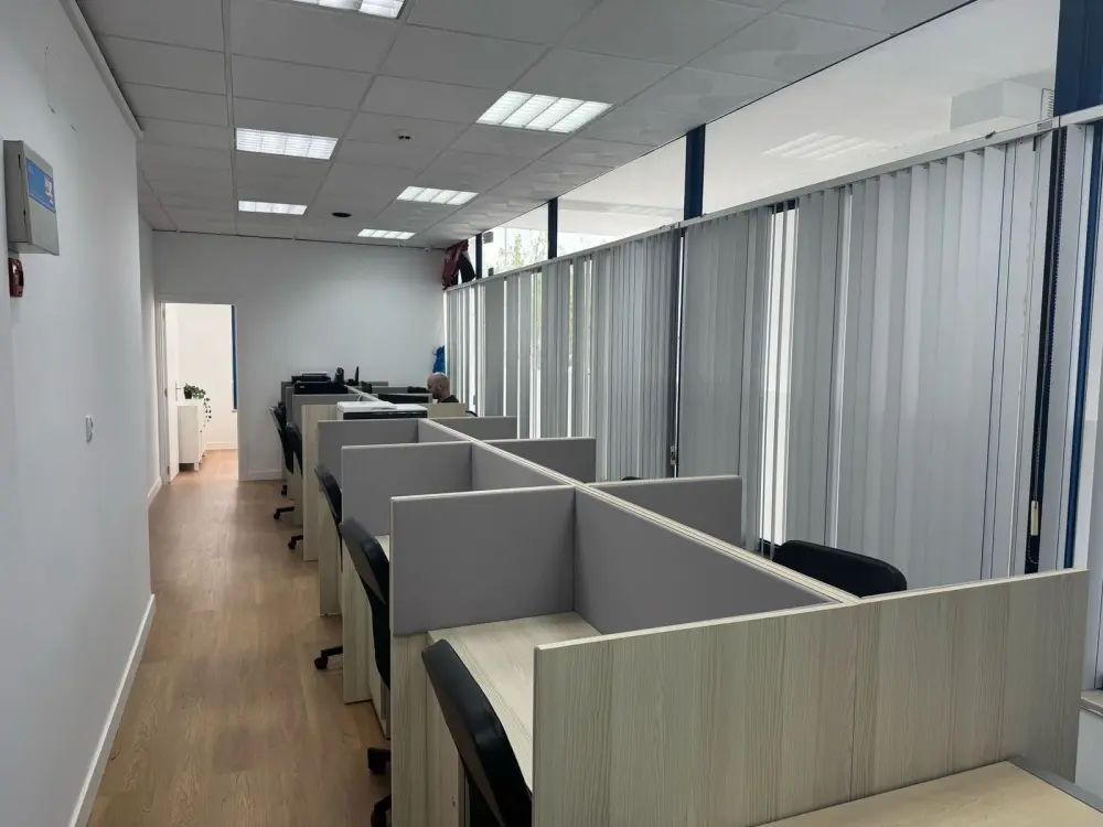 SXL Bussiness Center, Open space mesa dedicada, Arrentela