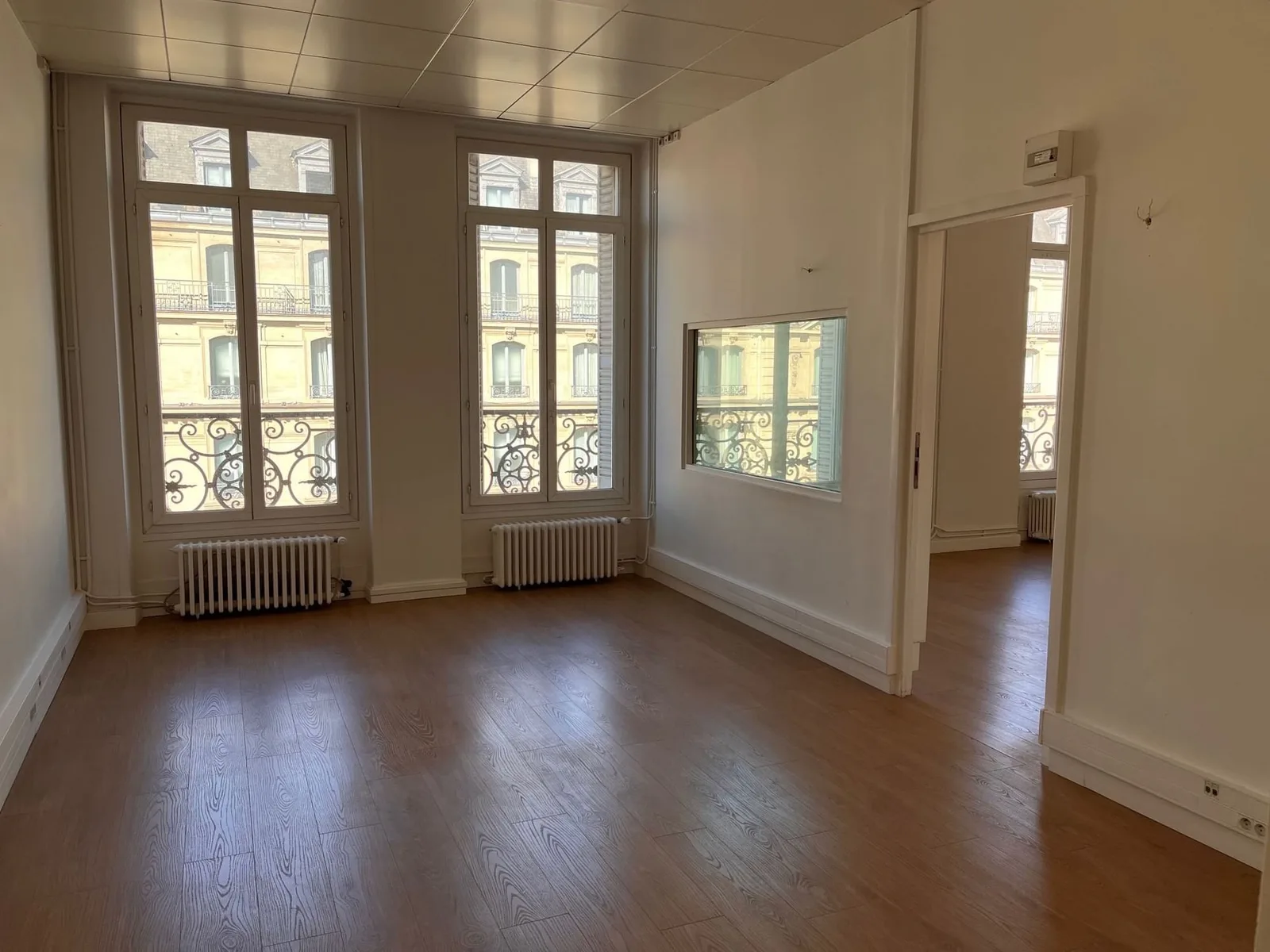 Symphony Partners Saint-Lazare Rome, Private office, Paris 8e